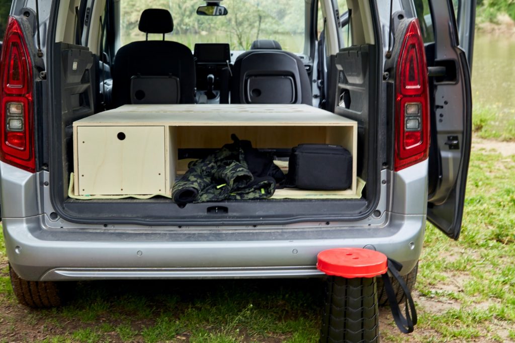 Furgo camperizada